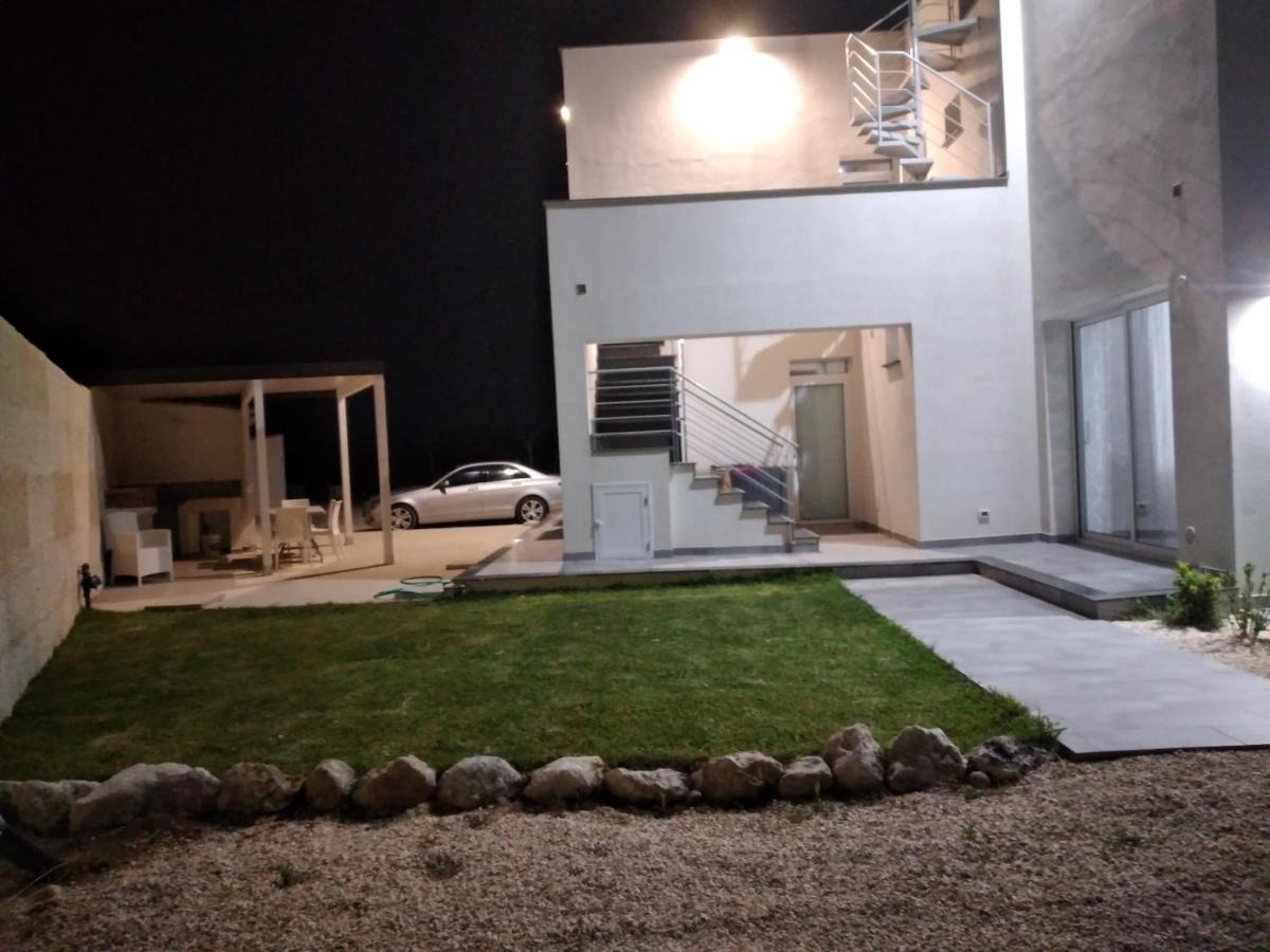 La Dama Bianca Bovo Marina Hotel Montallegro Exterior foto